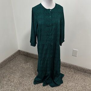 👠 Wednesday’s Girl Oversized Maxi Dress